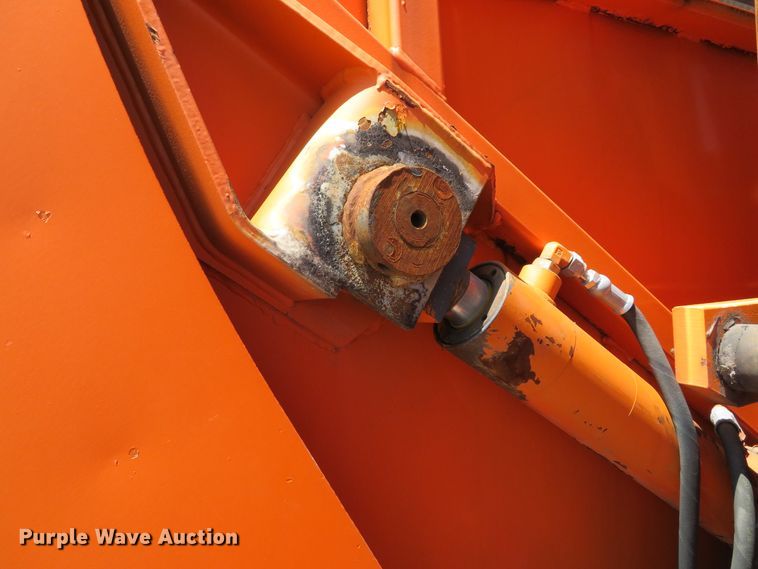 image for item DE8181 1997 Ford CF8000 street sweeper truck