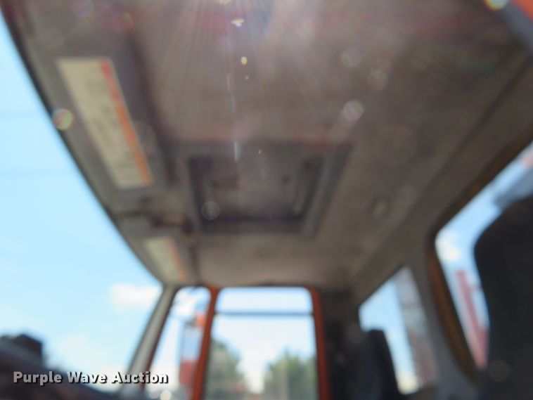 image for item DE8181 1997 Ford CF8000 street sweeper truck