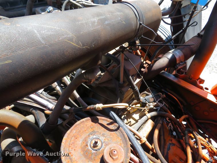 image for item DE8181 1997 Ford CF8000 street sweeper truck