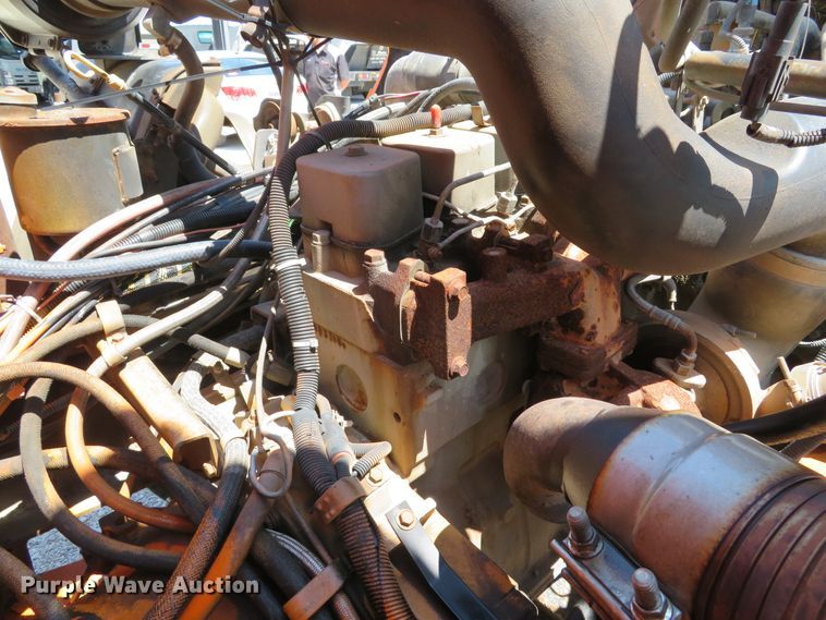 image for item DE8181 1997 Ford CF8000 street sweeper truck