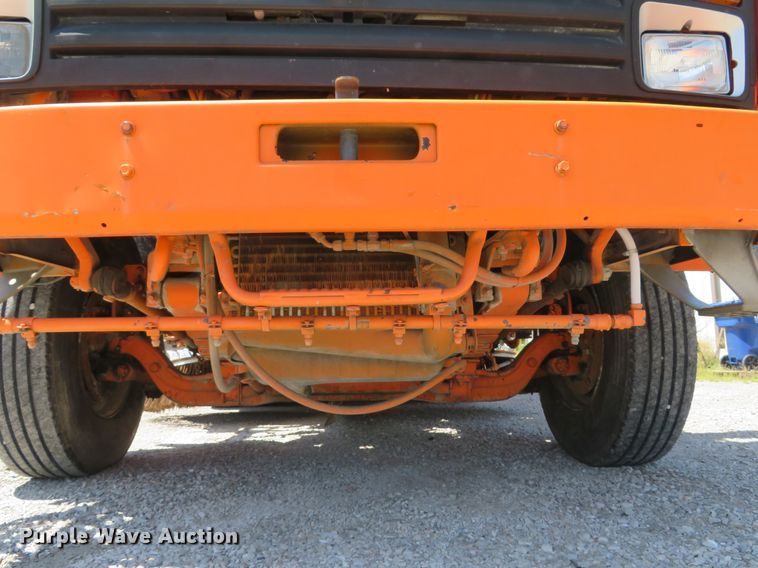 image for item DE8181 1997 Ford CF8000 street sweeper truck