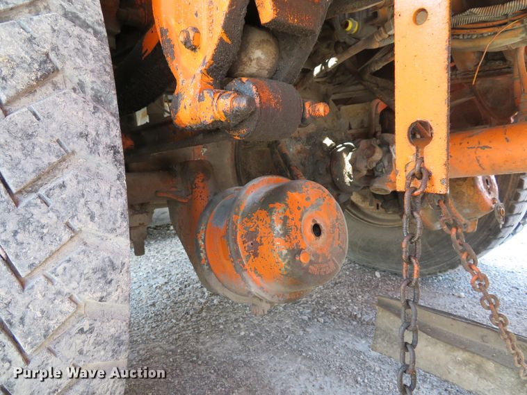 image for item DE8181 1997 Ford CF8000 street sweeper truck