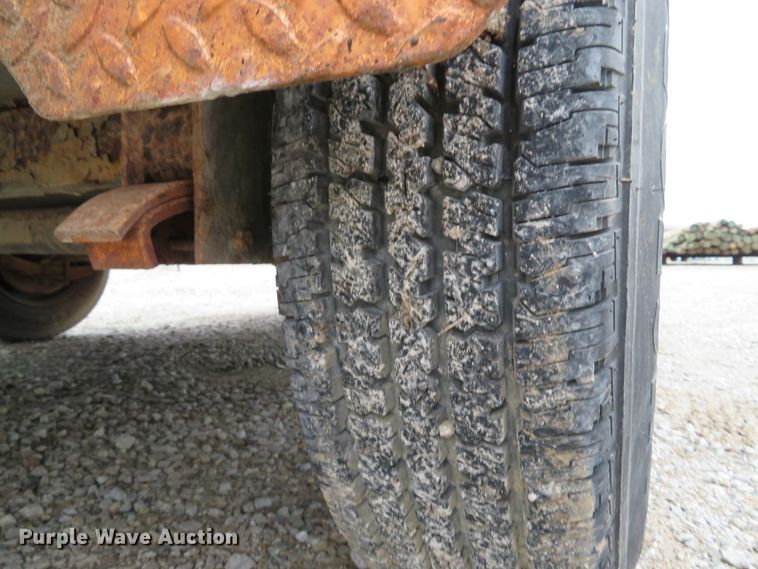 image for item DE8193 1996 Butler LT-1014 tilt deck utility trailer