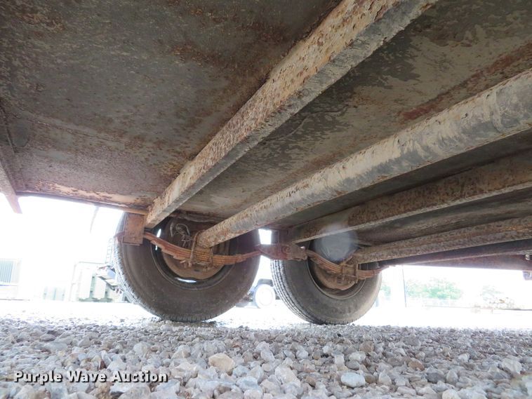 image for item DE8193 1996 Butler LT-1014 tilt deck utility trailer