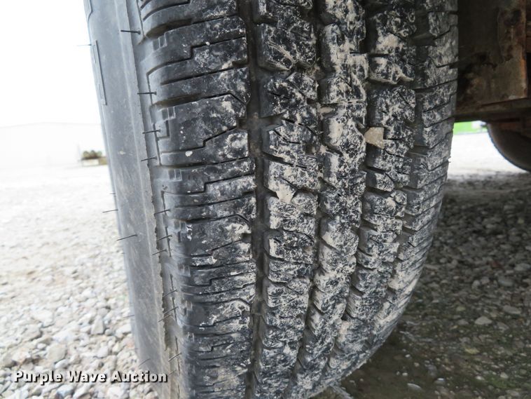 image for item DE8193 1996 Butler LT-1014 tilt deck utility trailer