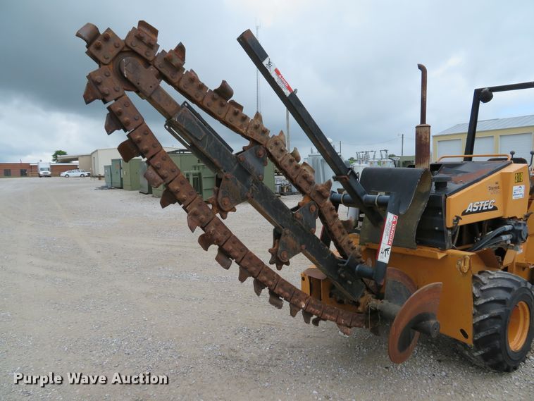 image for item DE8194 2005 Astec RT360 trencher