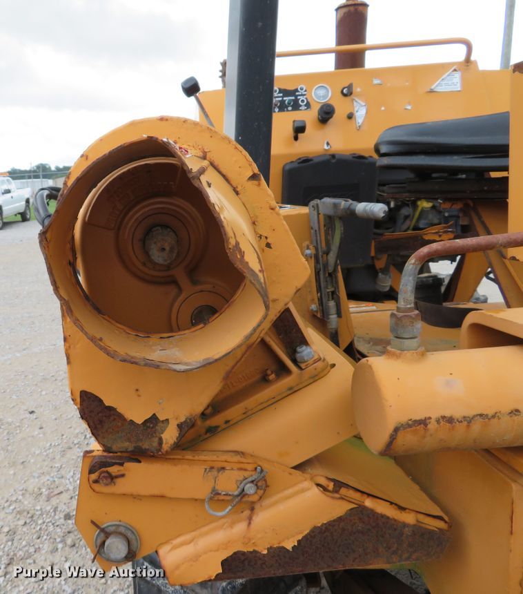 image for item DE8194 2005 Astec RT360 trencher