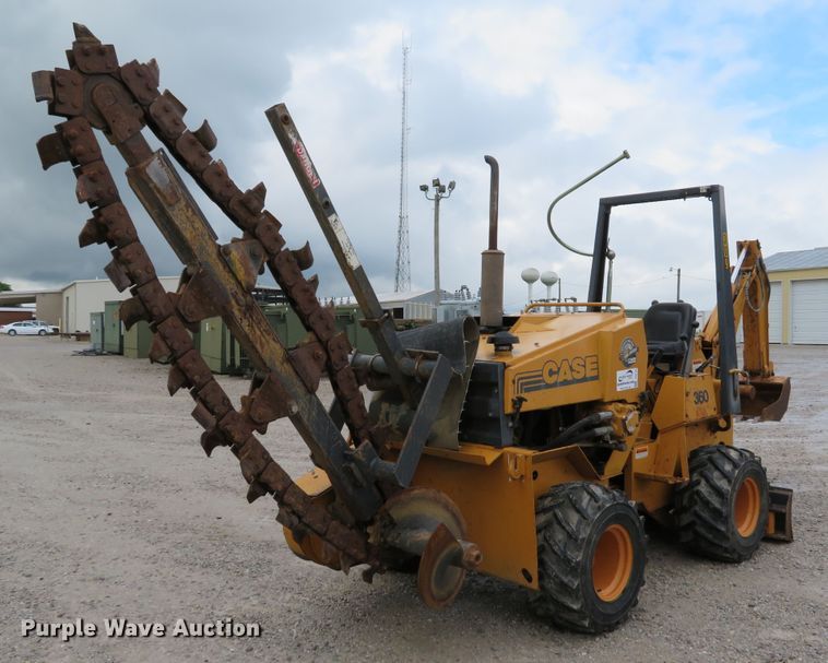 image for item DE8195 1997 Case 360 trencher