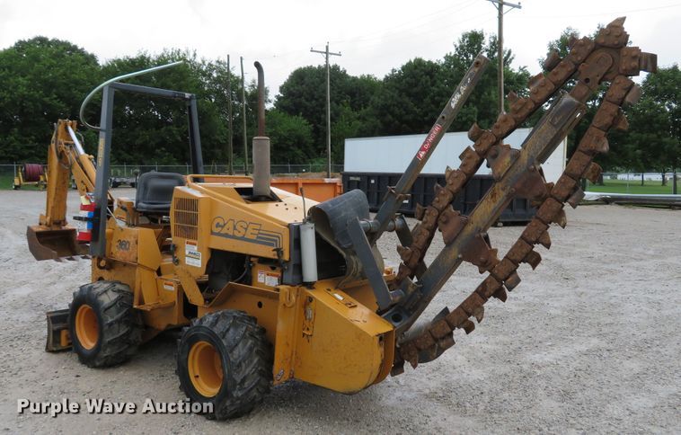 image for item DE8195 1997 Case 360 trencher