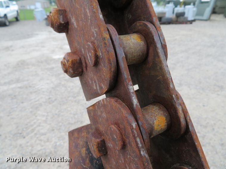 image for item DE8195 1997 Case 360 trencher