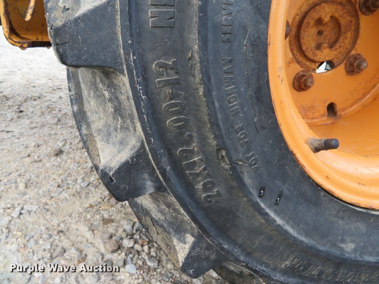 image for item DE8195 1997 Case 360 trencher