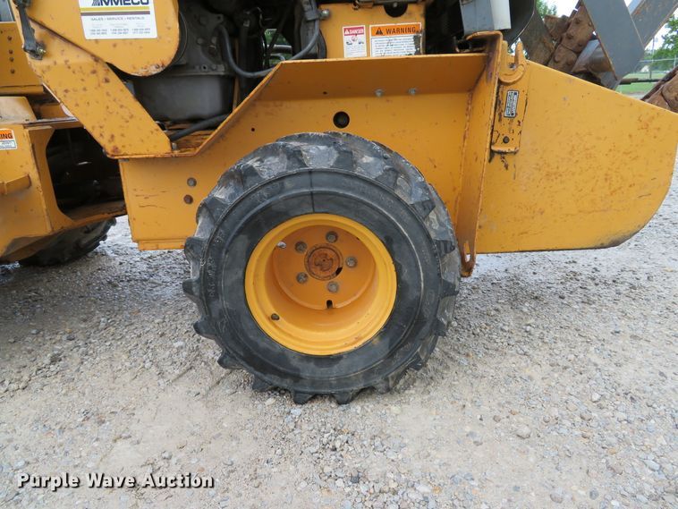image for item DE8195 1997 Case 360 trencher