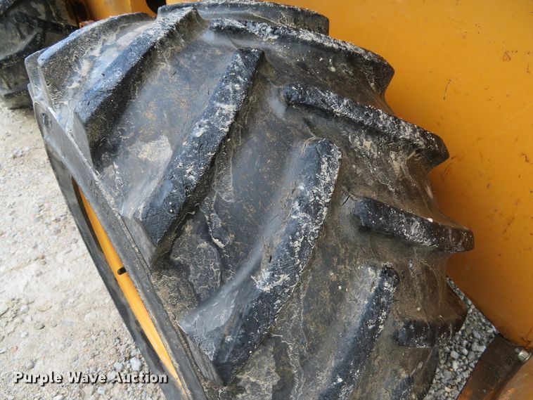 image for item DE8195 1997 Case 360 trencher