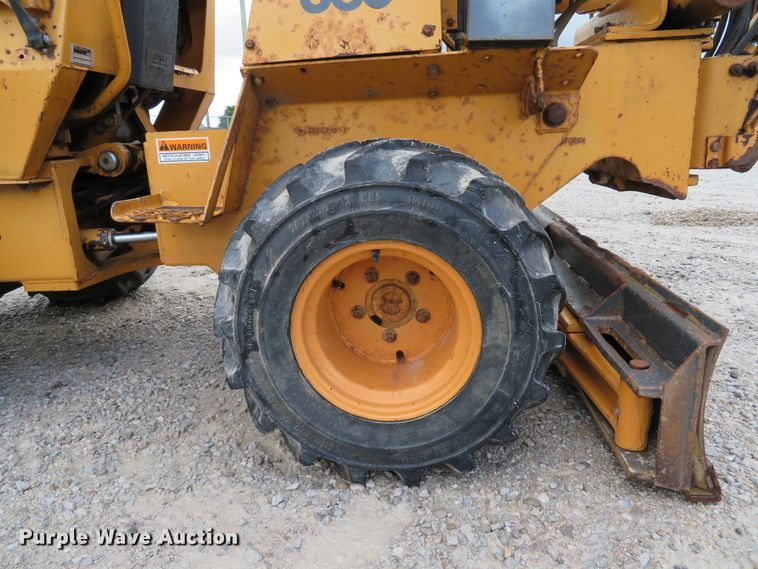 image for item DE8195 1997 Case 360 trencher