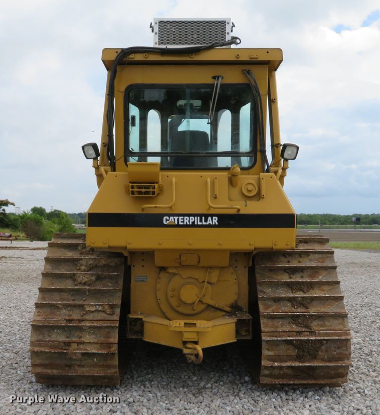 image for item DE8198 1996 Caterpillar D4H LGP dozer