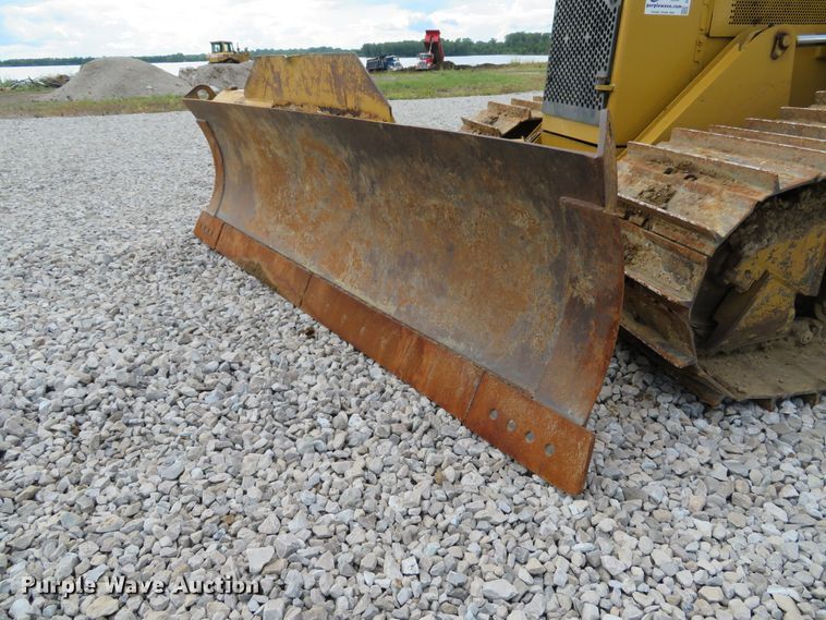 image for item DE8198 1996 Caterpillar D4H LGP dozer