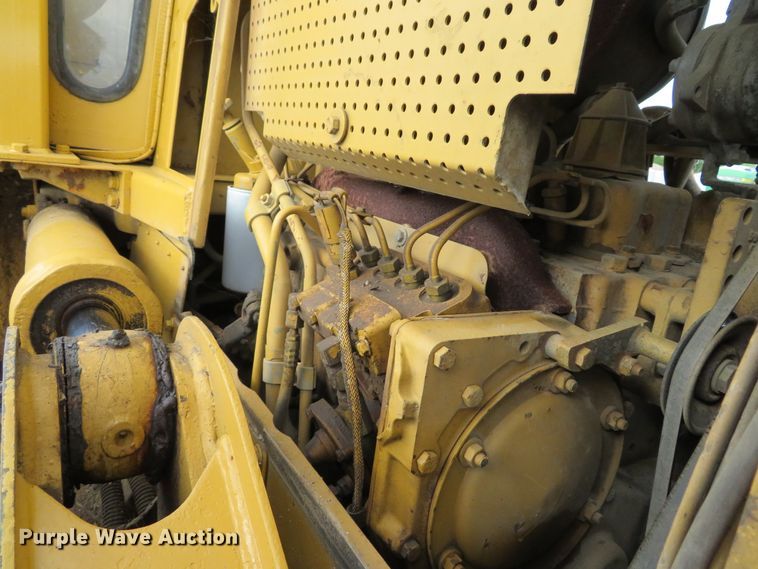 image for item DE8198 1996 Caterpillar D4H LGP dozer