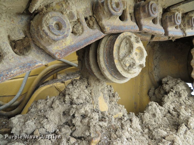 image for item DE8198 1996 Caterpillar D4H LGP dozer