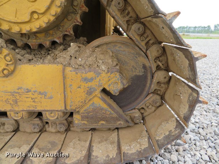 image for item DE8198 1996 Caterpillar D4H LGP dozer