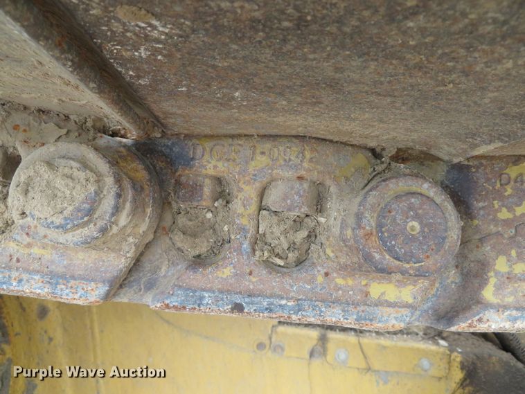 image for item DE8198 1996 Caterpillar D4H LGP dozer