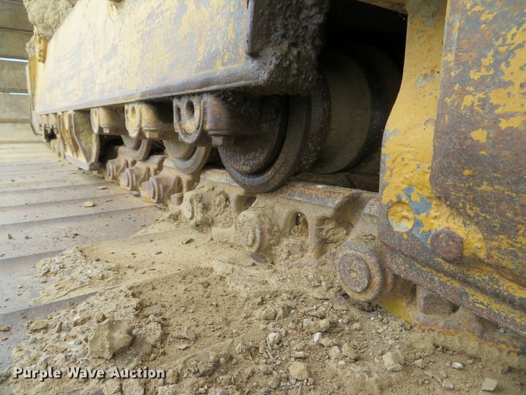 image for item DE8198 1996 Caterpillar D4H LGP dozer