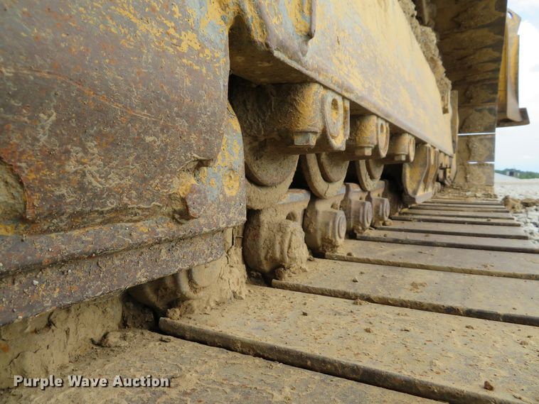 image for item DE8198 1996 Caterpillar D4H LGP dozer