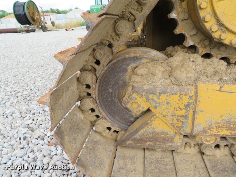 image for item DE8198 1996 Caterpillar D4H LGP dozer