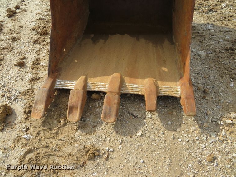 image for item DE8199 1995 Hyundai Robex 180LC-3 excavator