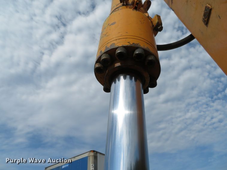 image for item DE8199 1995 Hyundai Robex 180LC-3 excavator