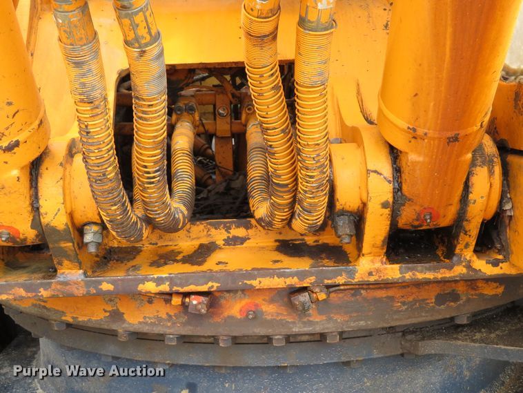 image for item DE8199 1995 Hyundai Robex 180LC-3 excavator