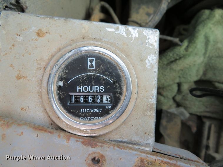 image for item DE8199 1995 Hyundai Robex 180LC-3 excavator