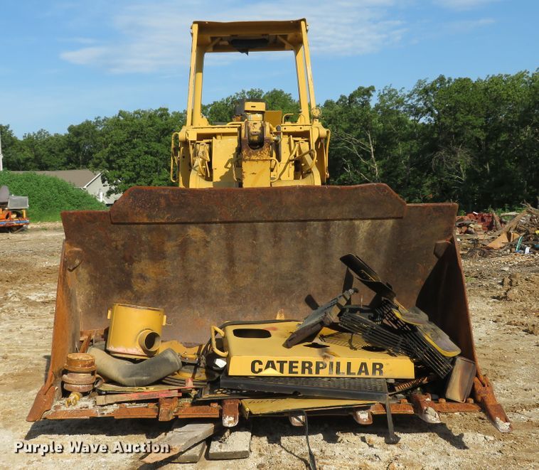 image for item DE8200 1993 Caterpillar 963 track loader