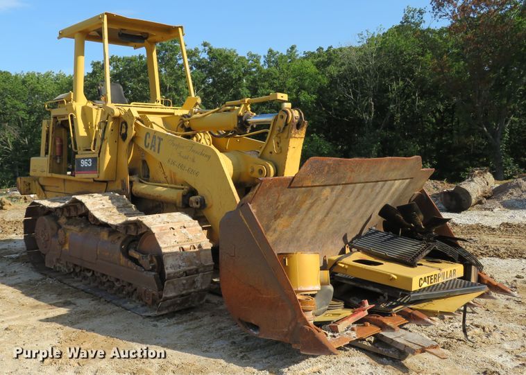 image for item DE8200 1993 Caterpillar 963 track loader