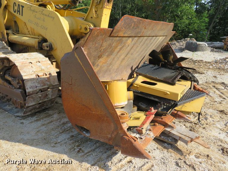 image for item DE8200 1993 Caterpillar 963 track loader