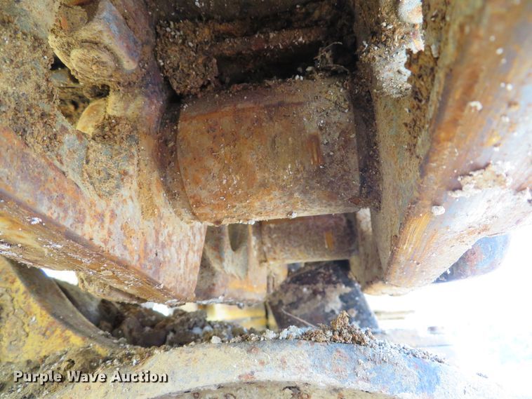 image for item DE8200 1993 Caterpillar 963 track loader