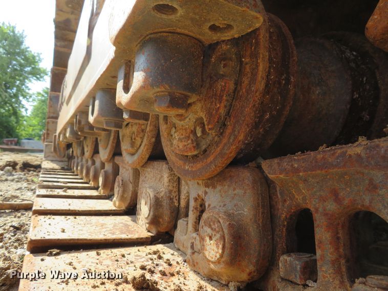 image for item DE8200 1993 Caterpillar 963 track loader