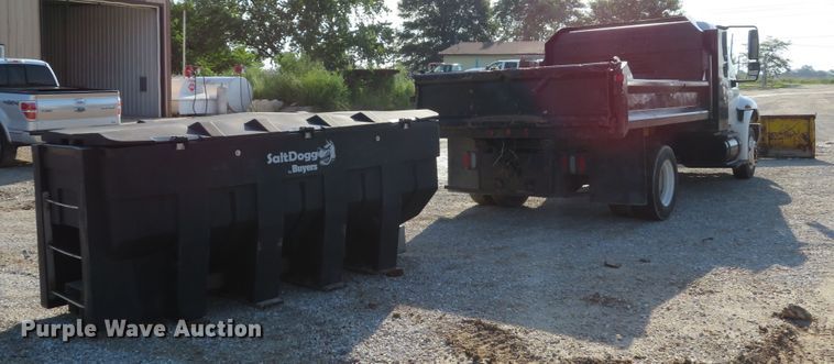 image for item DE8201 2006 International 4300 dump truck