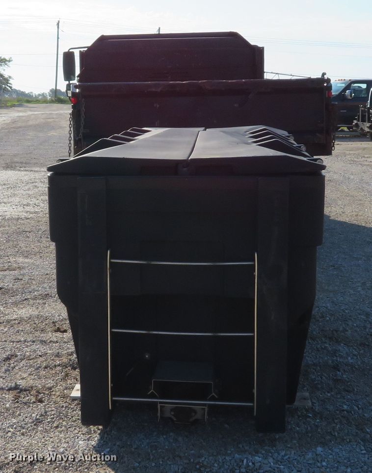 image for item DE8201 2006 International 4300 dump truck