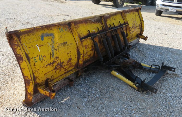 image for item DE8201 2006 International 4300 dump truck