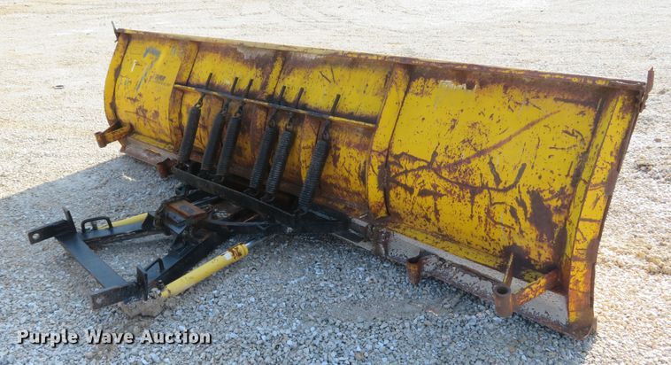 image for item DE8201 2006 International 4300 dump truck