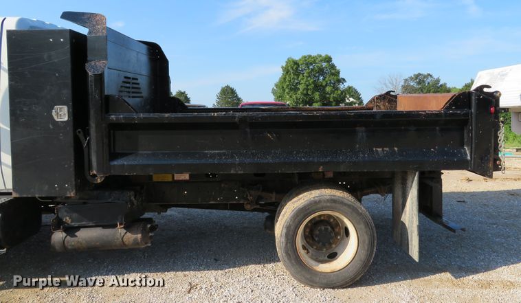 image for item DE8201 2006 International 4300 dump truck