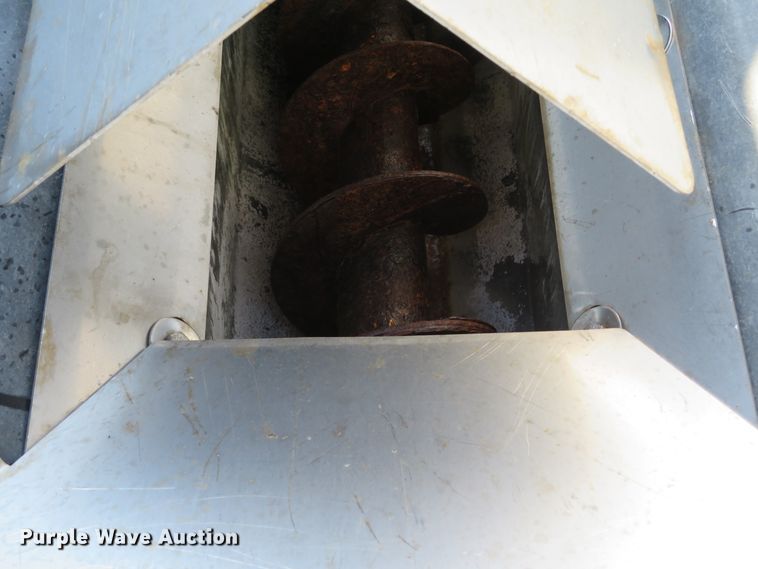 image for item DE8201 2006 International 4300 dump truck