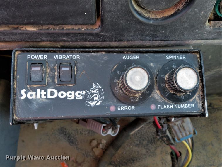 image for item DE8201 2006 International 4300 dump truck