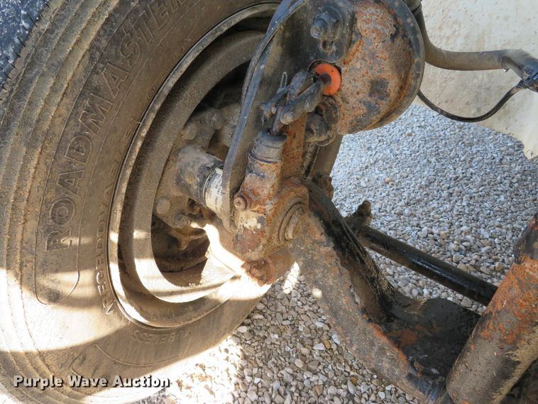 image for item DE8201 2006 International 4300 dump truck