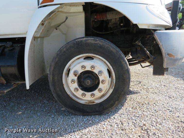 image for item DE8201 2006 International 4300 dump truck