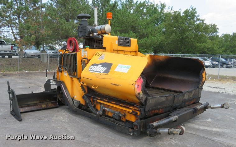 image for item DE8233 2014 Lee Boy 8510C paver