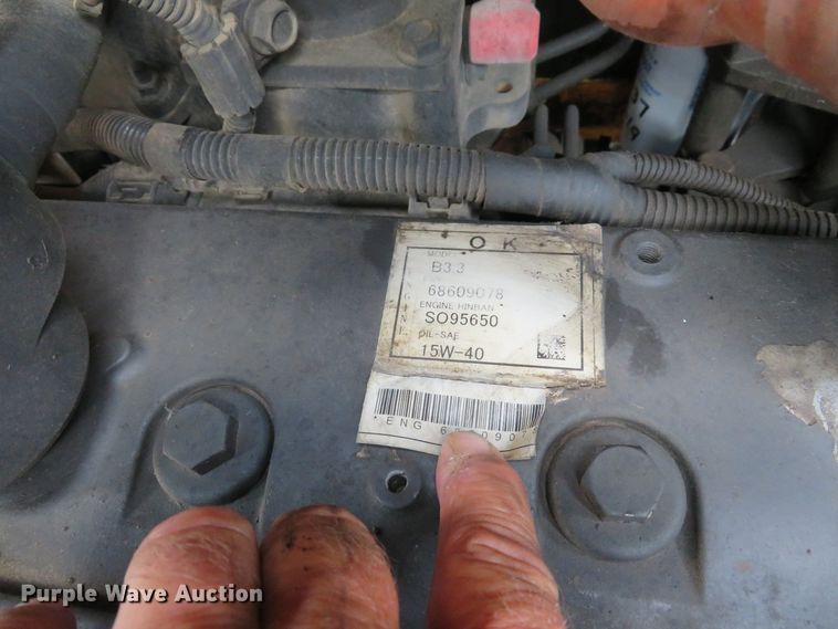 image for item DE8233 2014 Lee Boy 8510C paver