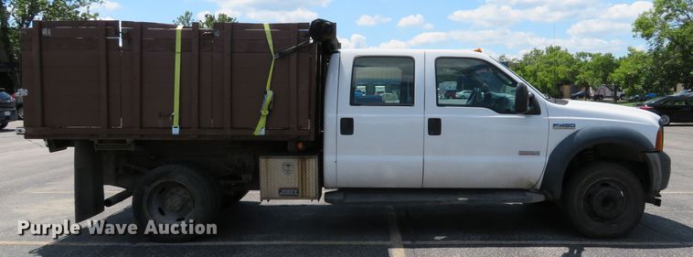 image for item DE8242 2006 Ford F450 Super Duty XL Crew Cab flat dump bed truck