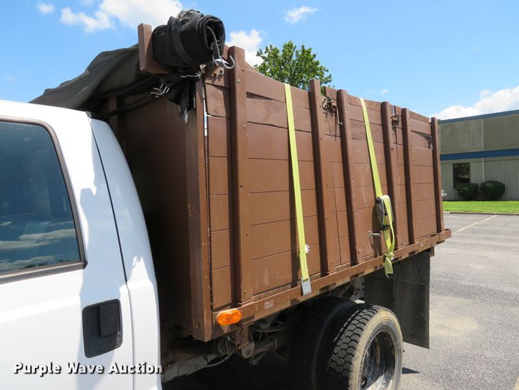 image for item DE8242 2006 Ford F450 Super Duty XL Crew Cab flat dump bed truck