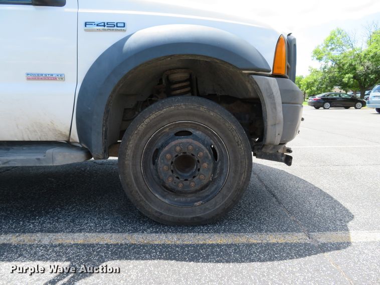 image for item DE8242 2006 Ford F450 Super Duty XL Crew Cab flat dump bed truck